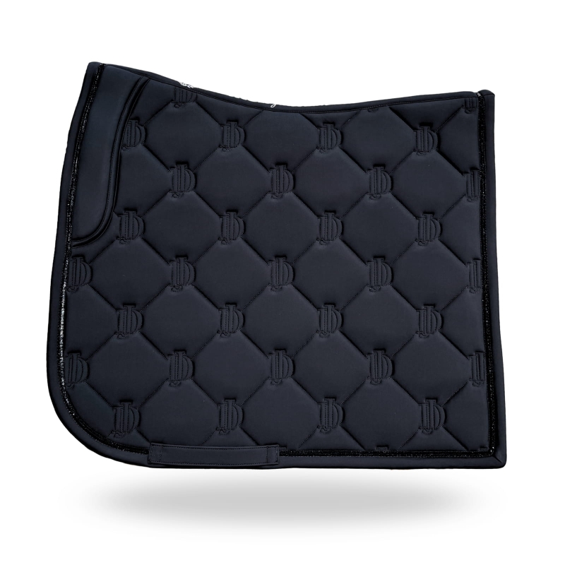 Black Amara anatomical saddle pad contoured for the withers
