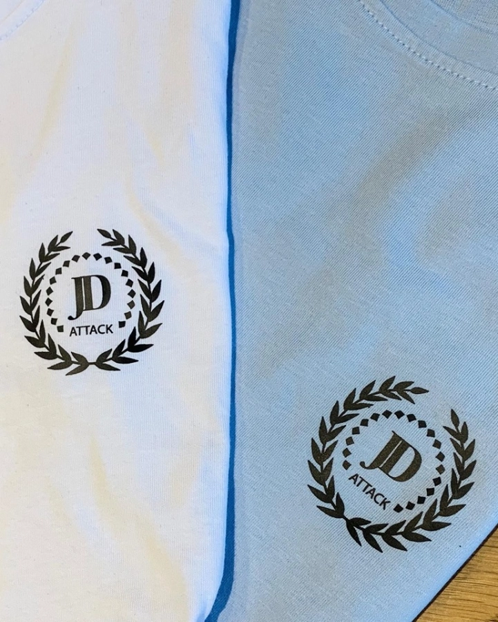 T-shirt damski Basic z logo JD Attack, ujęcie 2