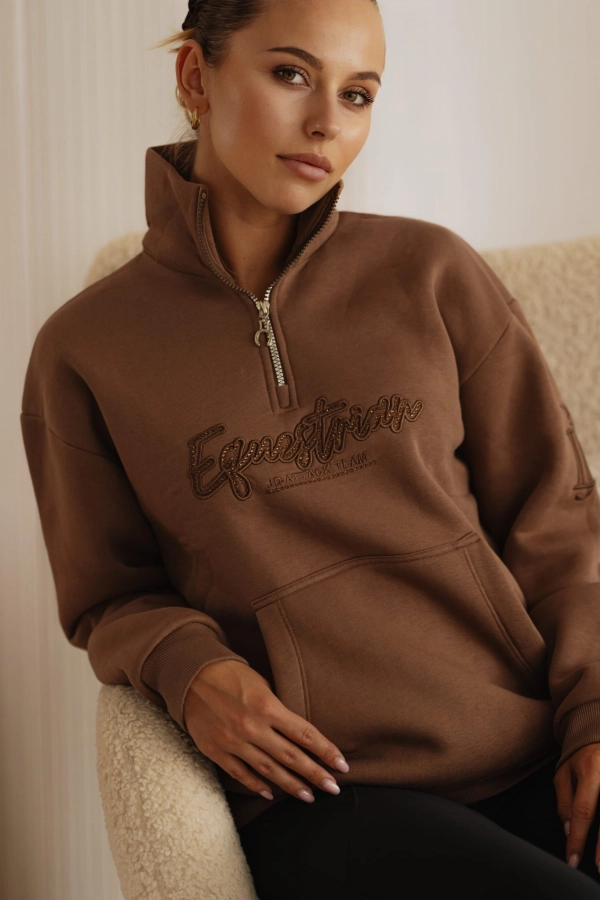 Bluza jeździecka Ariana ze stójką i kryształkowym napisem, ujęcie 3