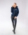 Bluza jeździecka Josie JD Attack noszona z legginsami i wysokimi butami